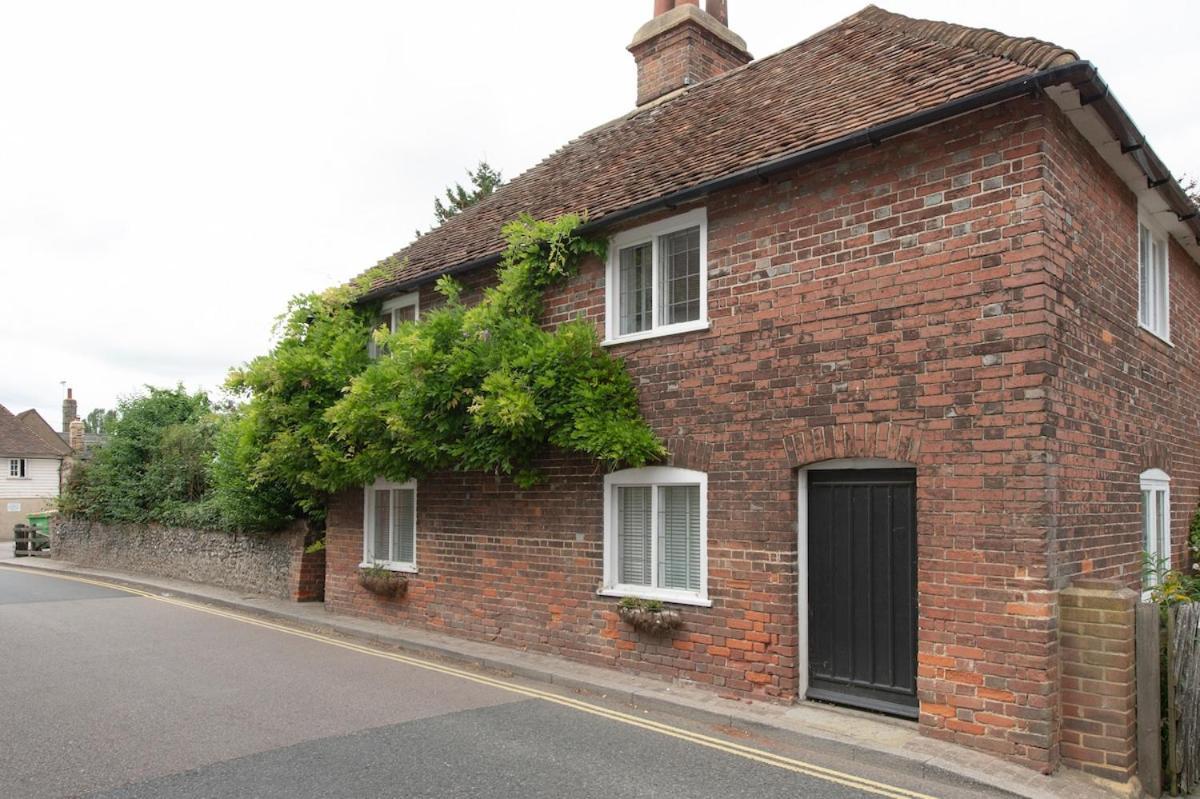 Wisteria Cottage Gravesend Exterior photo